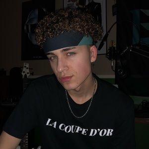 Meet your Posher, Matthew